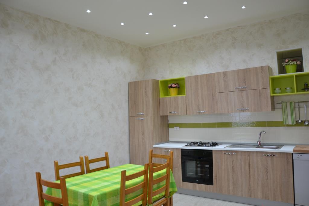 Casa Vacanza Sweet Home Giardini-Naxos Extérieur photo