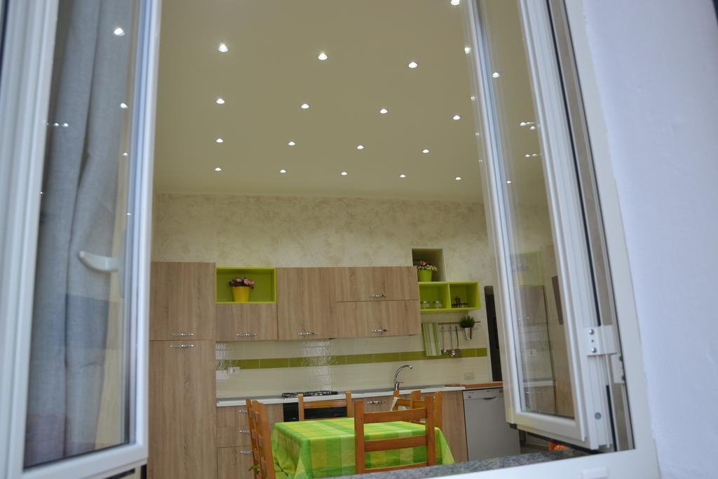 Casa Vacanza Sweet Home Giardini-Naxos Extérieur photo