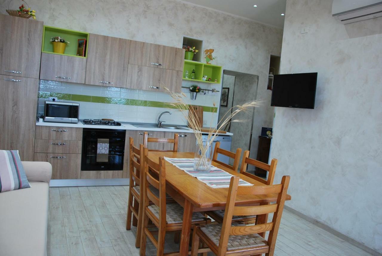 Casa Vacanza Sweet Home Giardini-Naxos Extérieur photo